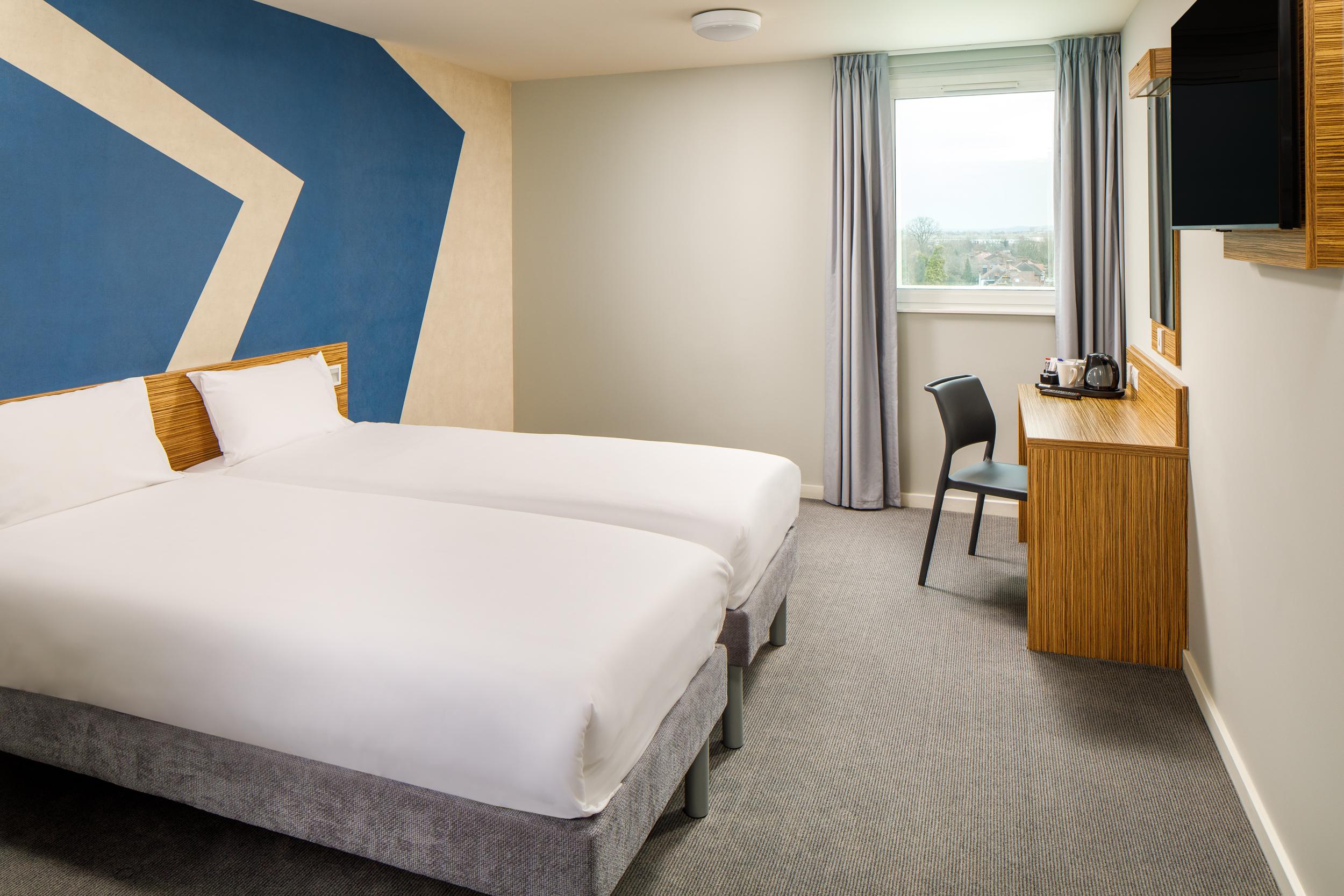 Ibis Budget London Heathrow Central Cranford المظهر الخارجي الصورة