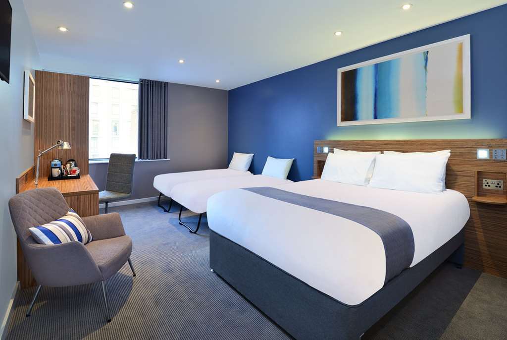 Ibis Budget London Heathrow Central Cranford وسائل الراحة الصورة