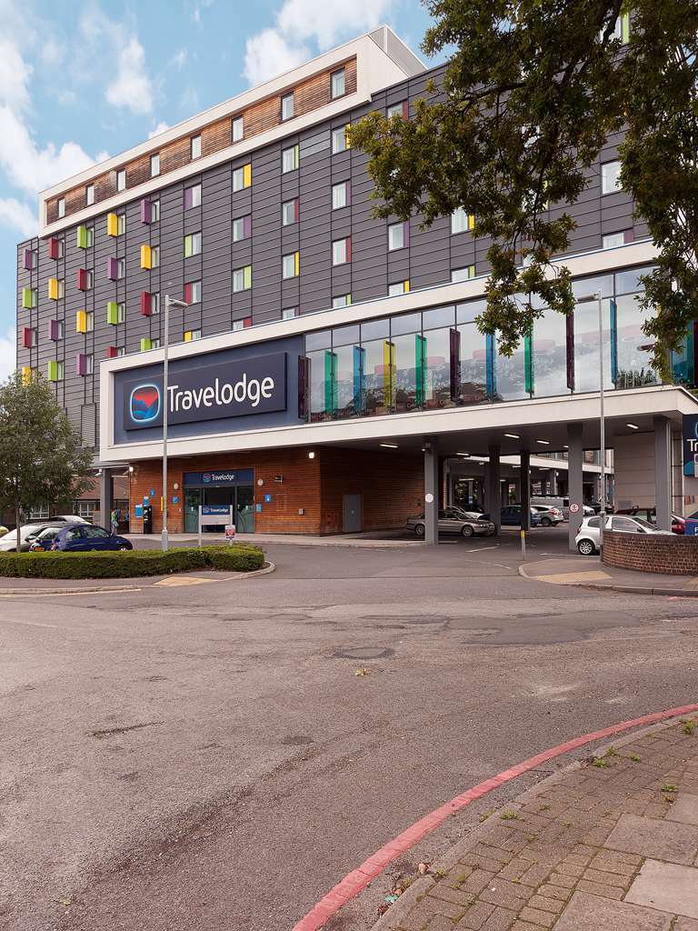 Ibis Budget London Heathrow Central Cranford المظهر الخارجي الصورة