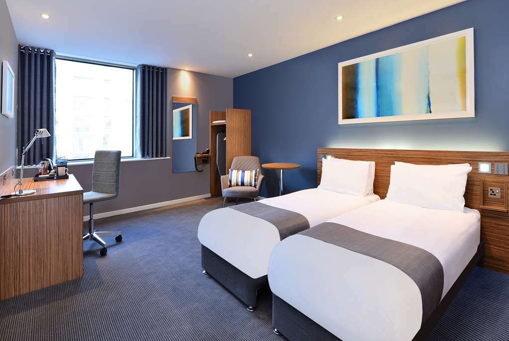 Ibis Budget London Heathrow Central Cranford الغرفة الصورة